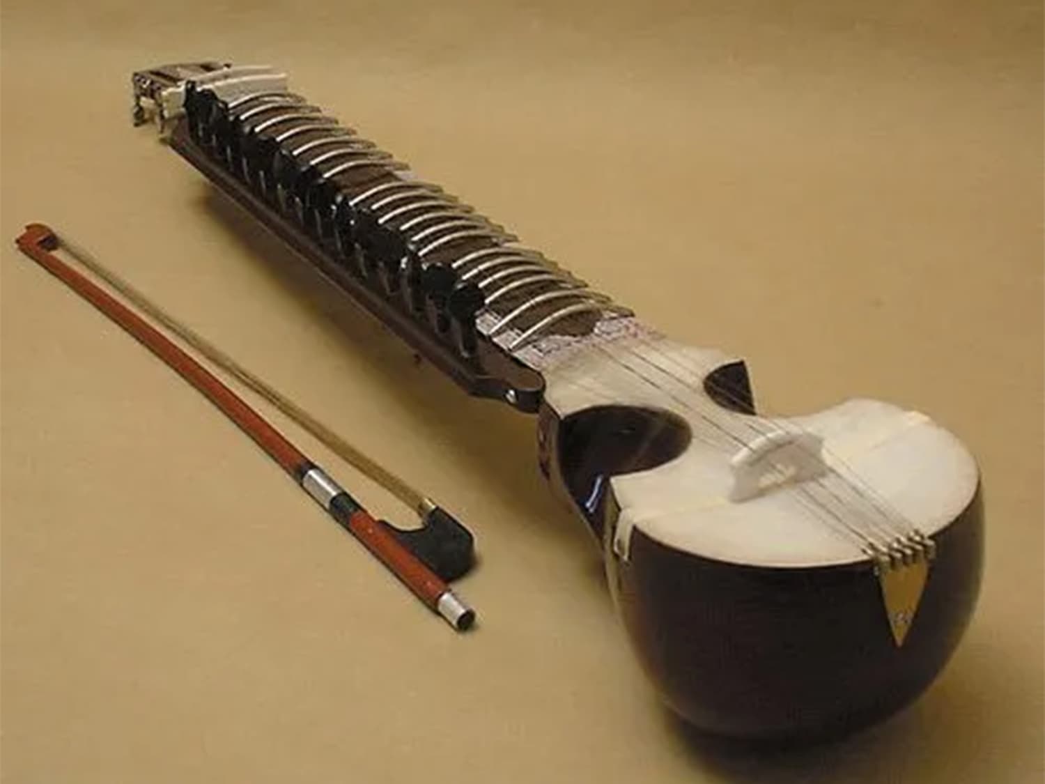Moraj Instrument Discovering the Rich Culture of Indian Musical Instruments: Pictures ...